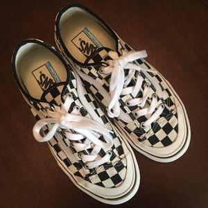 Vans Style 35 Decon SF Checkerboard W7 NWOT